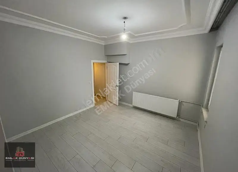 Konyaaltı Sahiline 800 Mt Mesafede İçi Komple Yapılı Masrafsız - Görsel 3