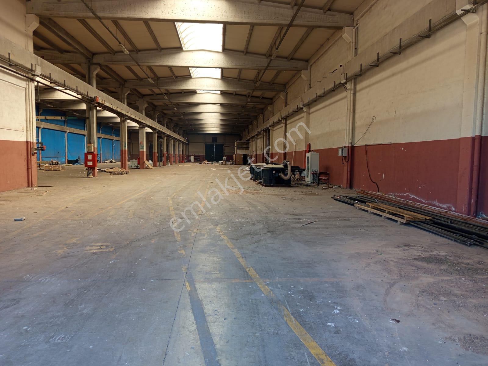 Organize Sanayi Bölgesinde 5000m2 Toplam, 3000m2 Kapalı Kiralık Fabrika !!!