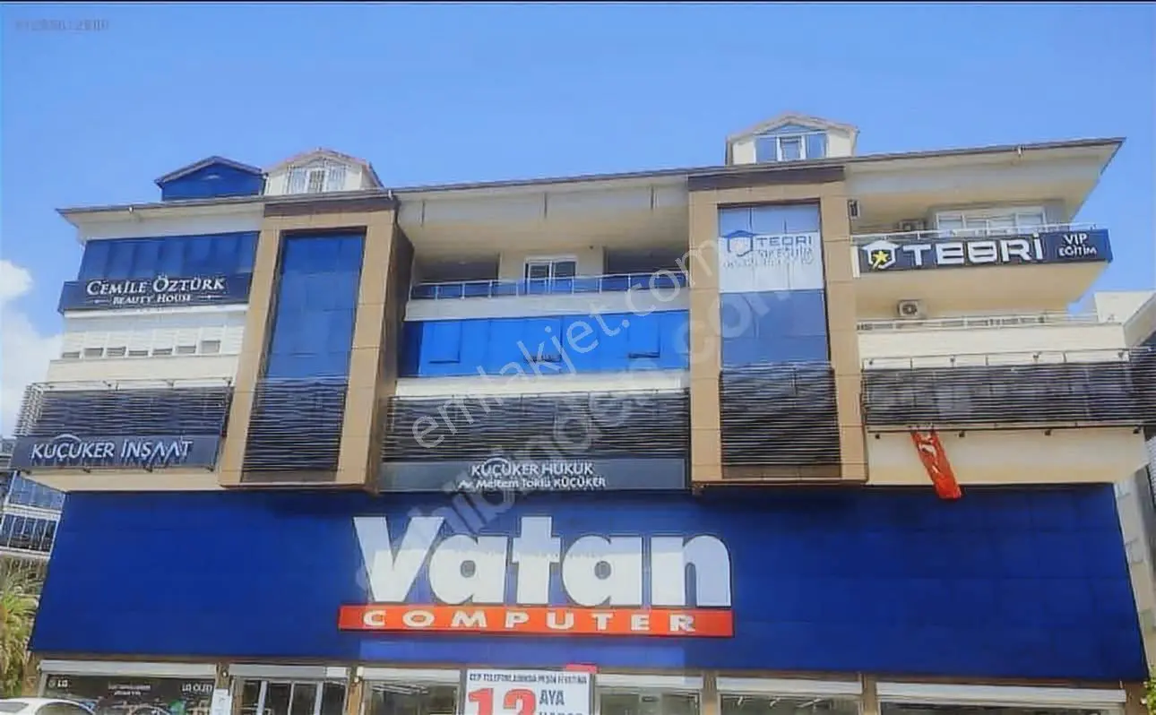 Alanya Cumhuriyet Mahallesinde Kiralık Ofis/büro