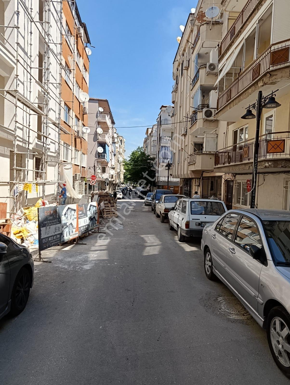 Carşı Merkezinde 3+1 Kiralık Daire - Görsel 13