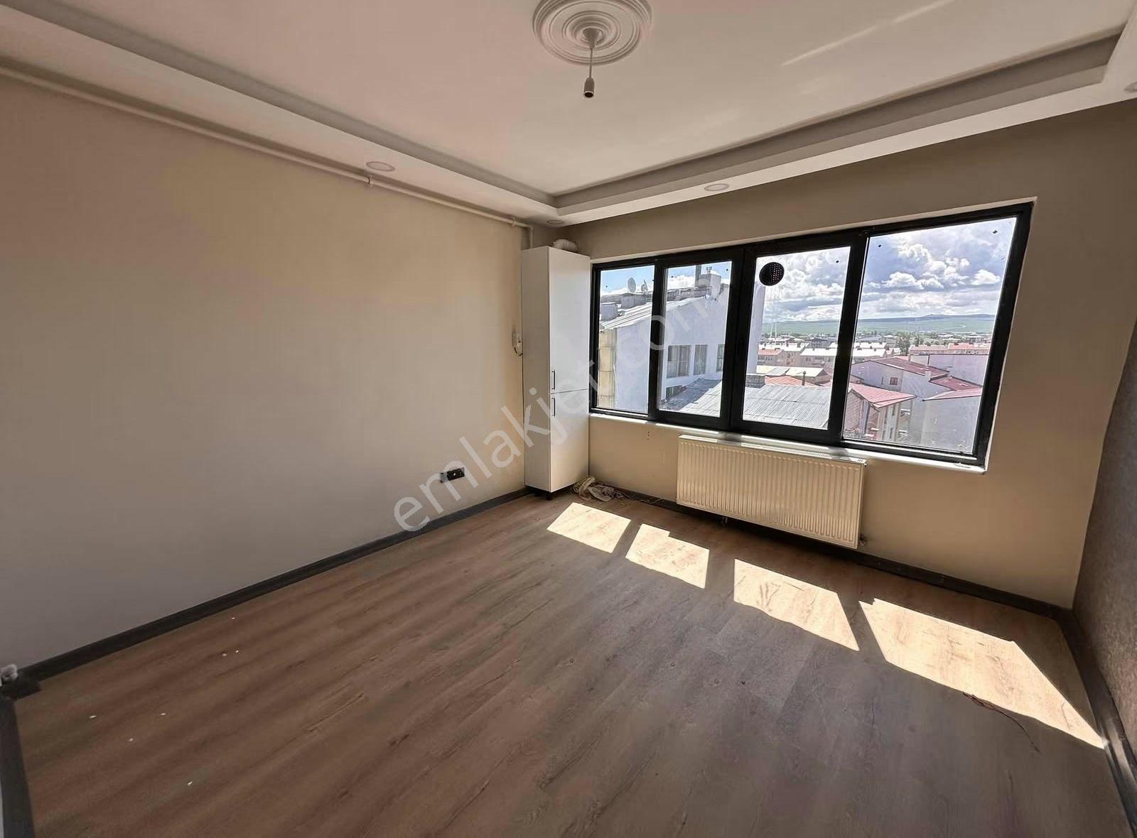 İks Emlaktan Kiralık Şehir Merkezinde Lüks Daire - Görsel 6