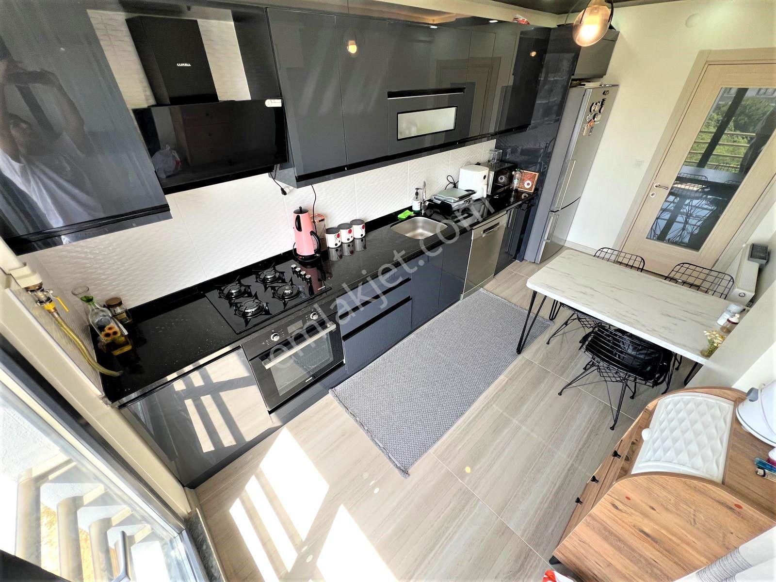 🏡 Referans'tan Altınkum'da Geniş Teraslı Doğalgazlı Modern Tasarımlı 4+1 Dubleks - Görsel 27
