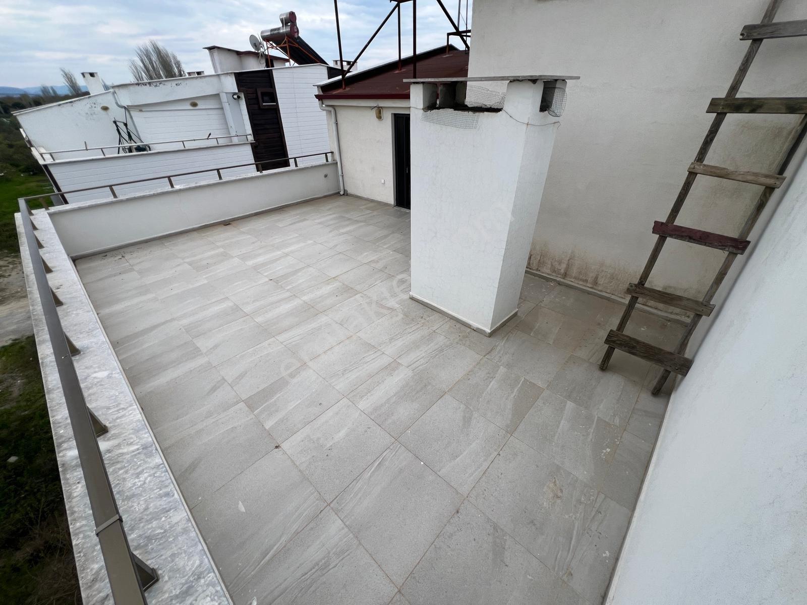 🏡 Referans'tan Altınkum'da Geniş Teraslı Doğalgazlı Modern Tasarımlı 4+1 Dubleks - Görsel 21