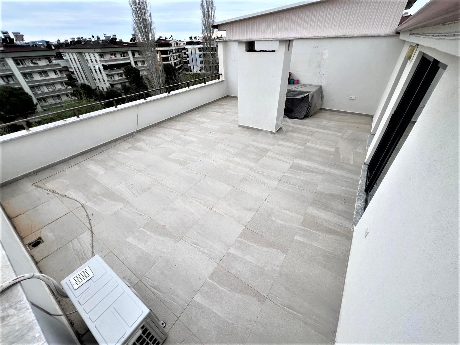 🏡 Referans'tan Altınkum'da Geniş Teraslı Doğalgazlı Modern Tasarımlı 4+1 Dubleks - Görsel 11