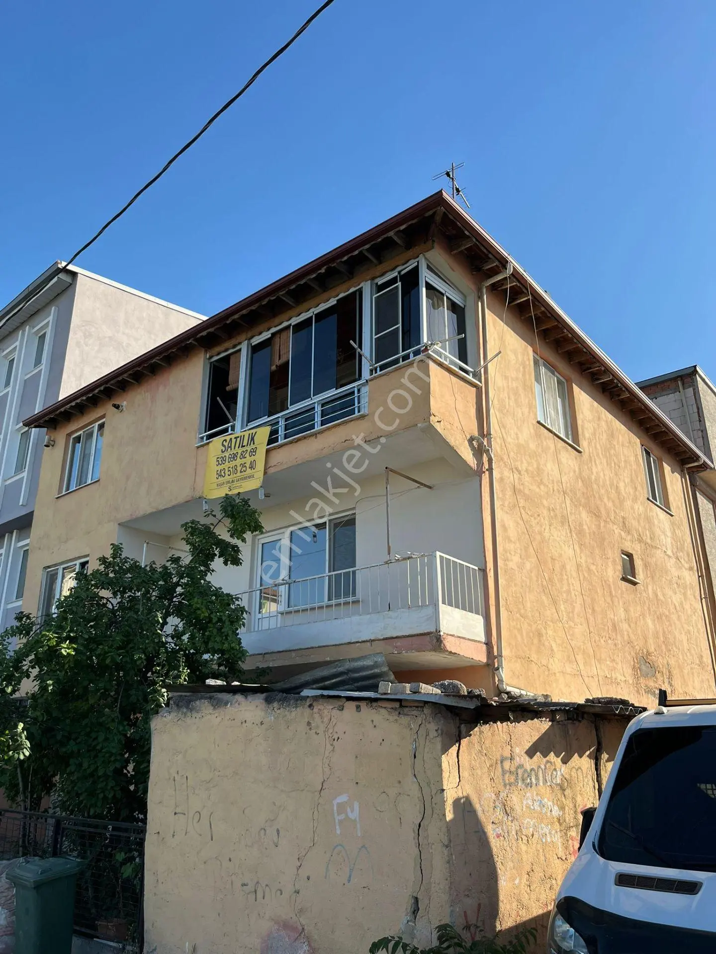 🏢 Panayır Mahallesinde Yatırımlık 3 Katlı Satılık Bina! - Görsel 2