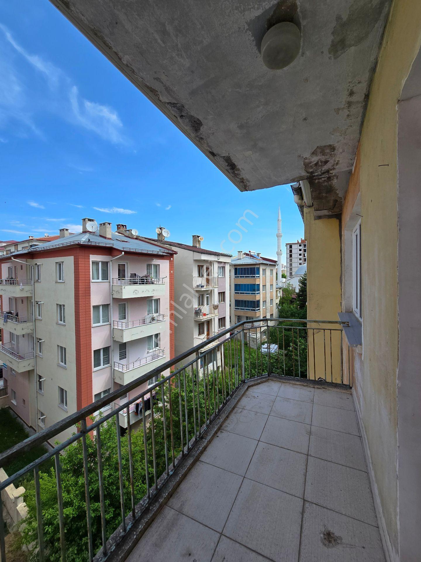 Sivas Merkez Kılavuz Mah. Kiralık 3+1 Daire - Görsel 7