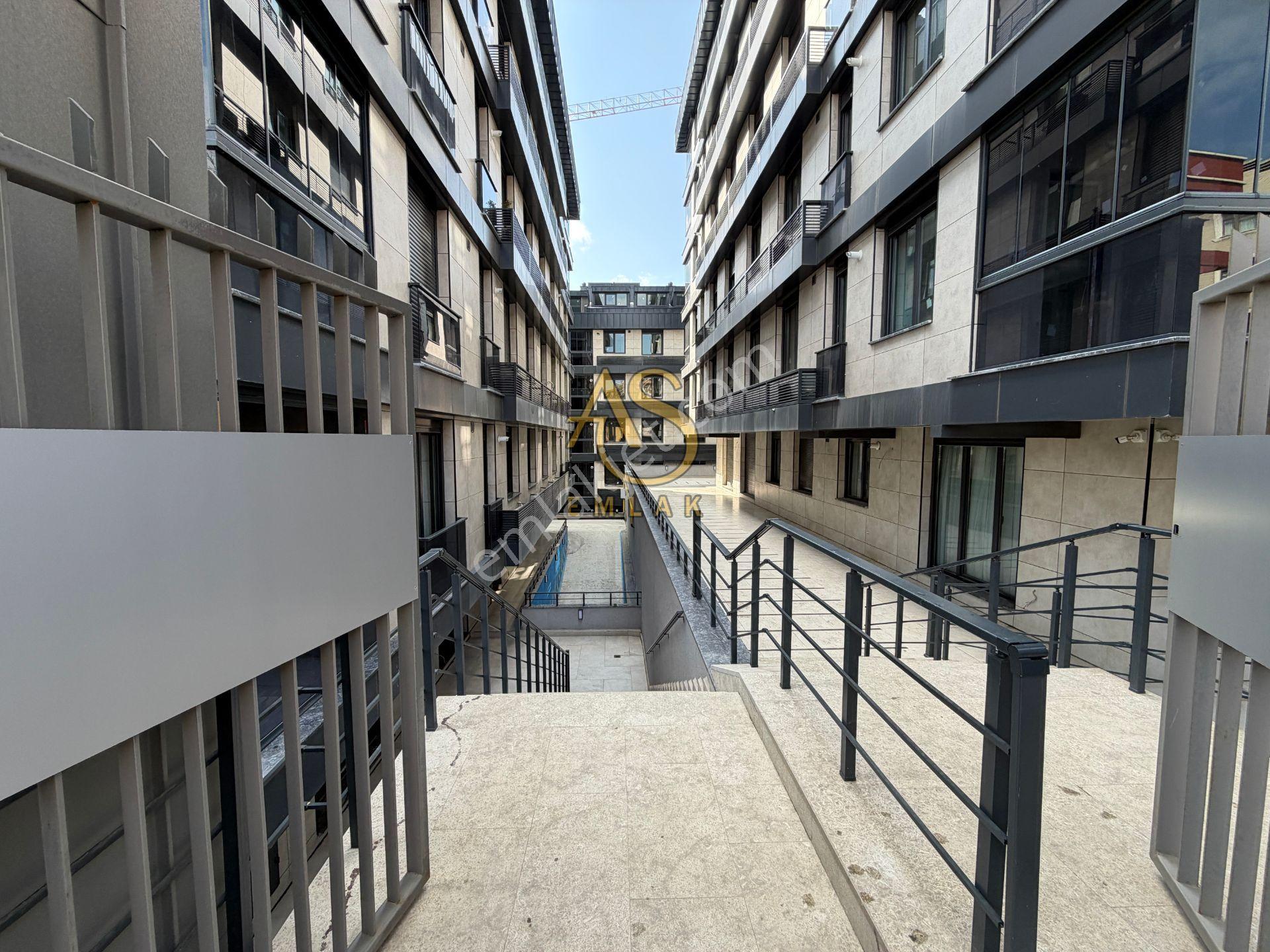 As Emlaktan 1+1 Altunizade Ay Konaklarında Otoparklı Sıfır Daire - Görsel 33