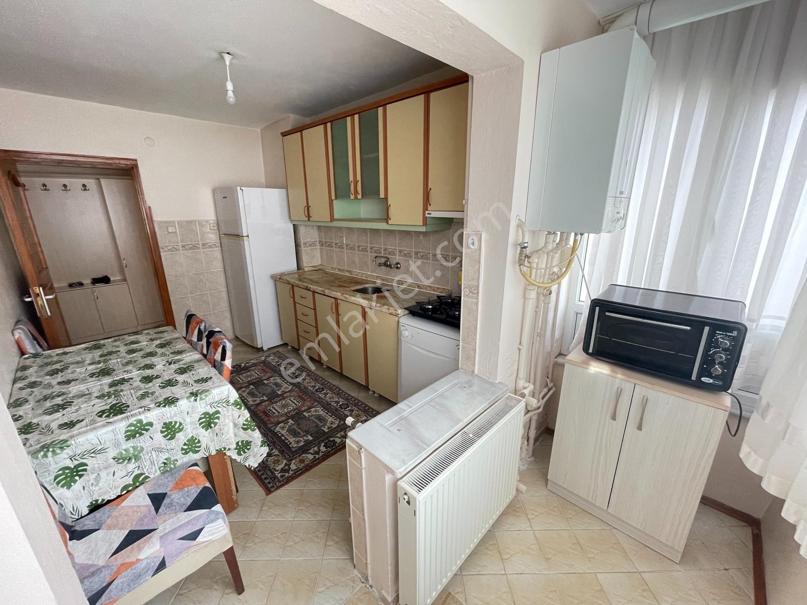 Zafer Parkı Karşısı Cadde Üzeri Eşyalı & Eşyasız 3+1 Geniş Daire - Görsel 16