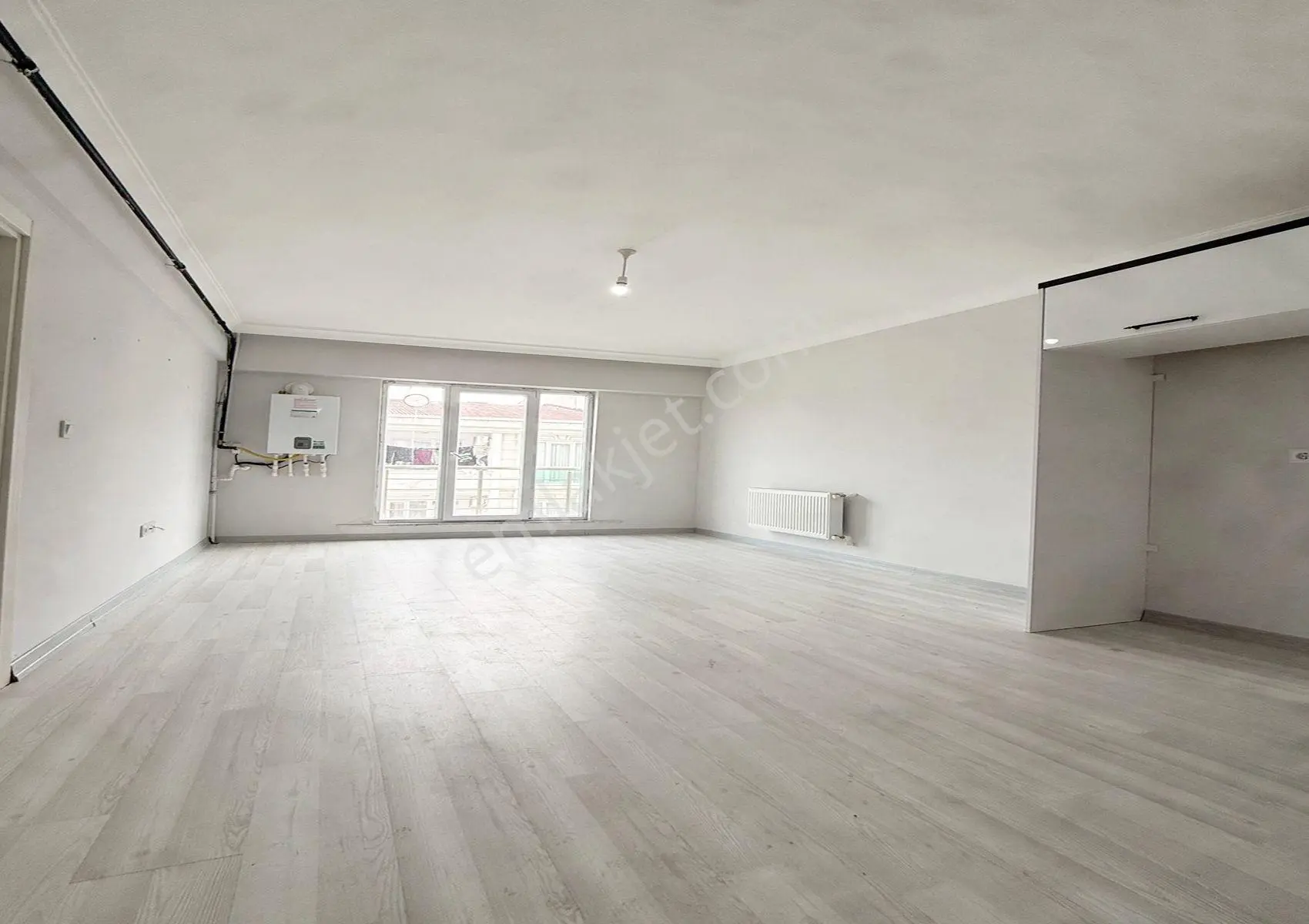 Metrobüse Yakın Emsalsiz Site İçi 2+1 Satılık Daire !!! - Görsel 4