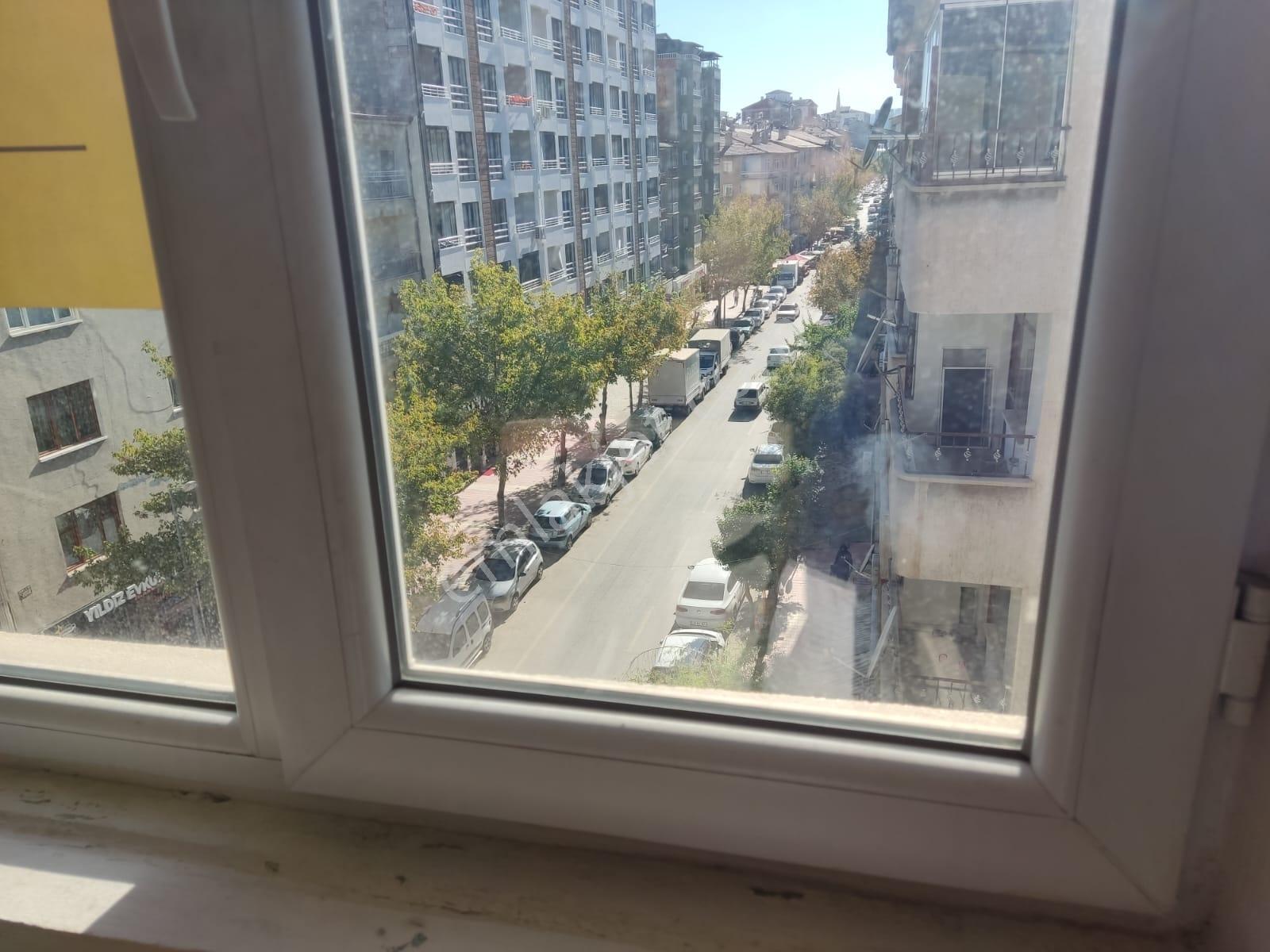 Ecrin Emlak' Tan Namık Çitçi Caddesinde Satılık 2+1 Fırsat Daire - Görsel 14