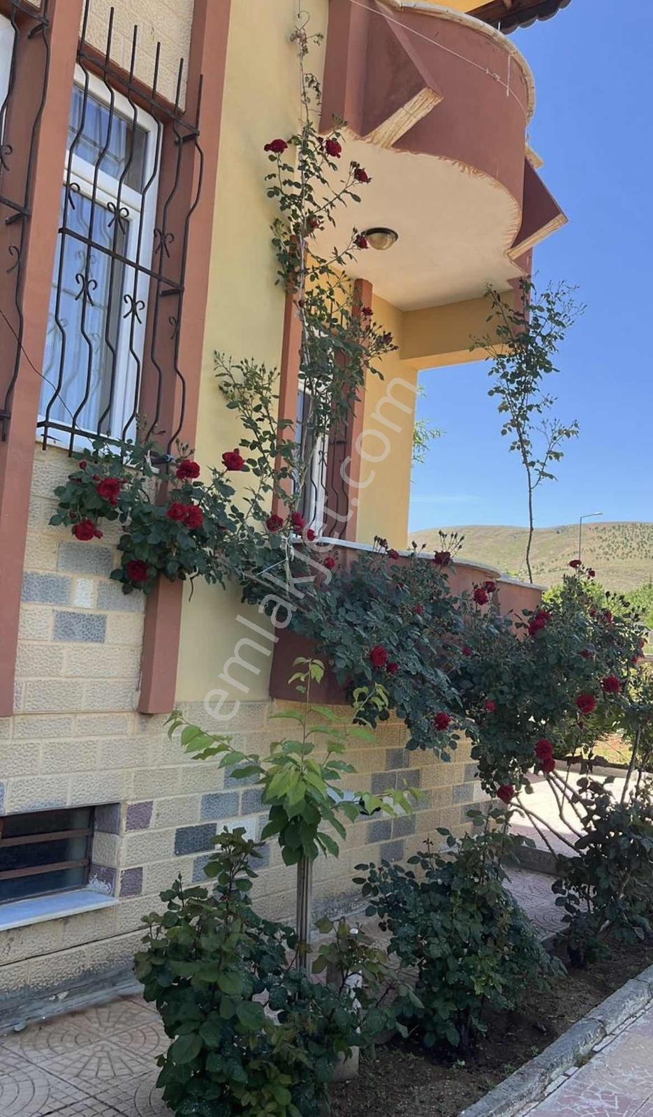 Ecrin Emlak'tan Hankendi'de Fırsat 500 M2 Arsalı Villa - Görsel 9