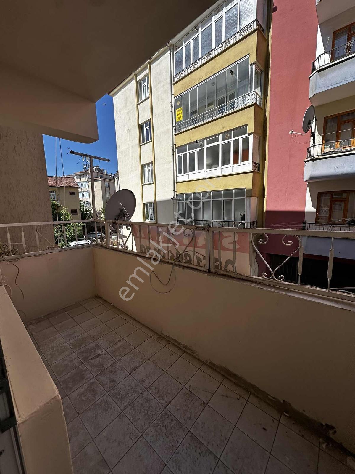 Akpınar Mh 3+1 Ara Kat Ferah Oturuma Hazır Satılık Daire - Görsel 28
