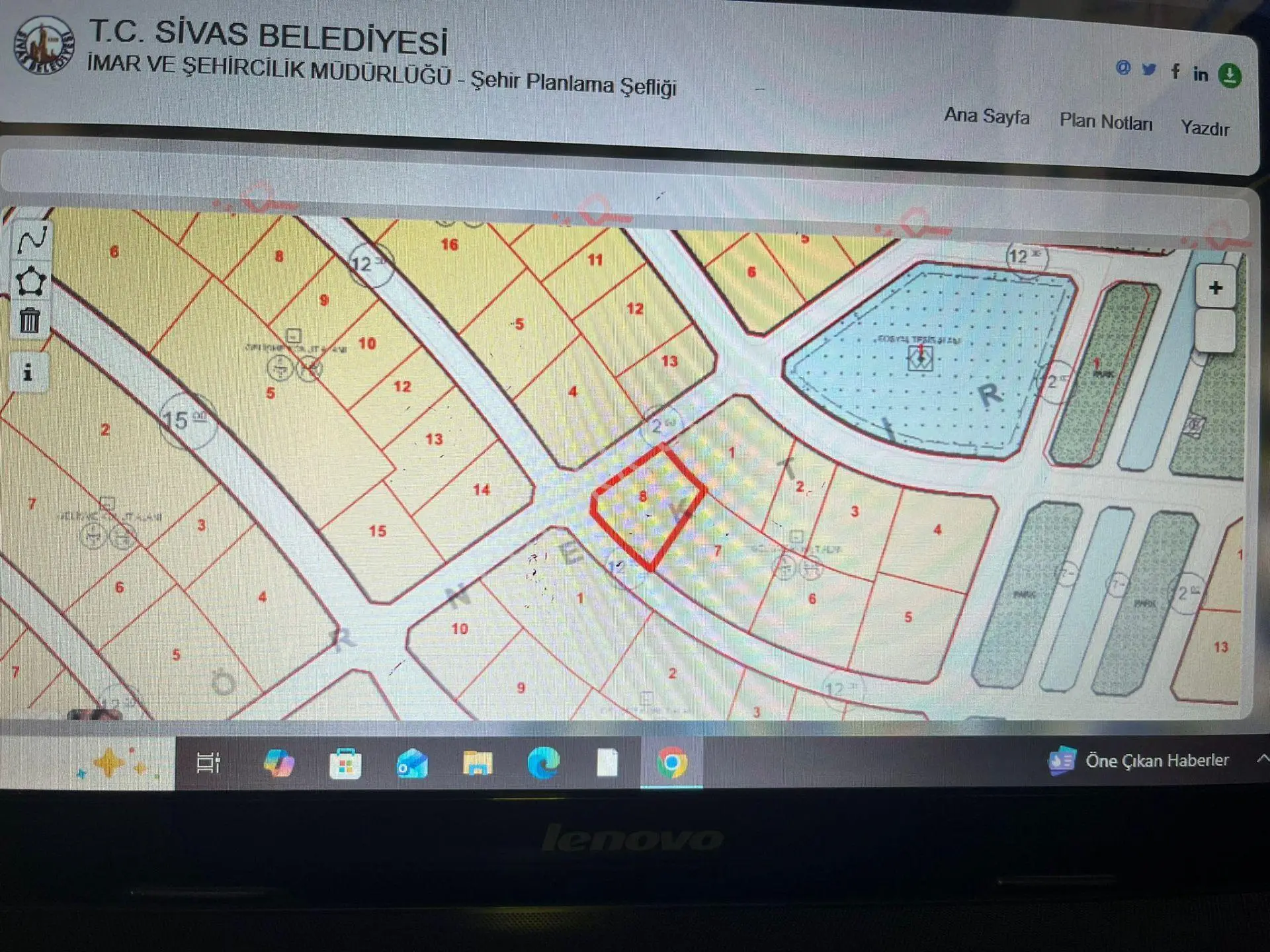 Damla Emlaktan Esenyurtta Satılık Villa Parsel Köşe Başı