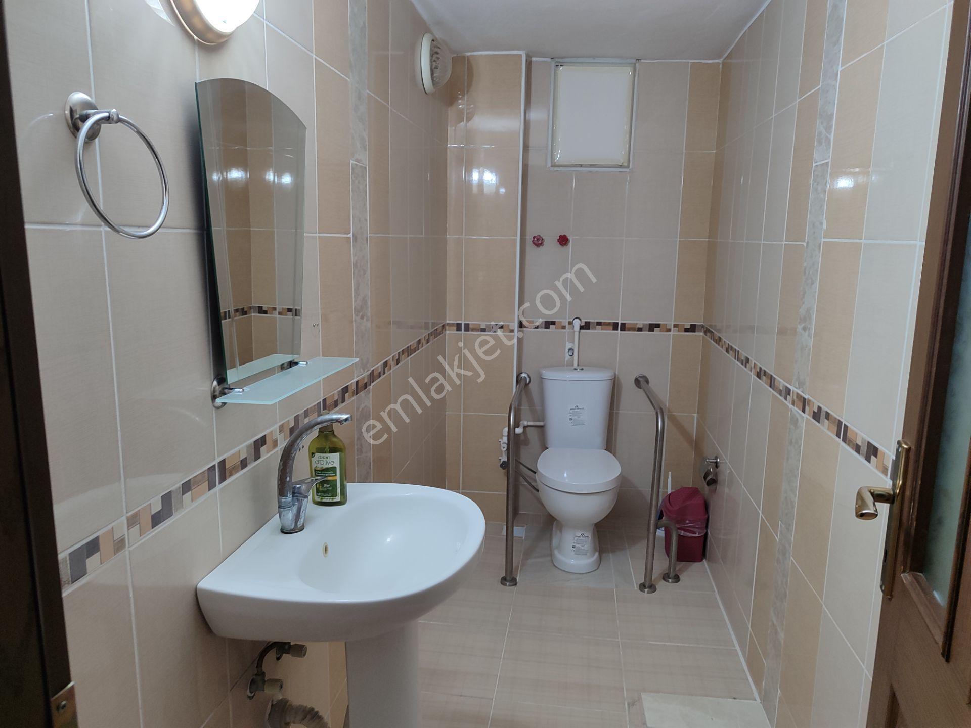 Cumhuriyet Mah Akgün Altı Kiralık 4+1 Ara Kat Daire - Görsel 10