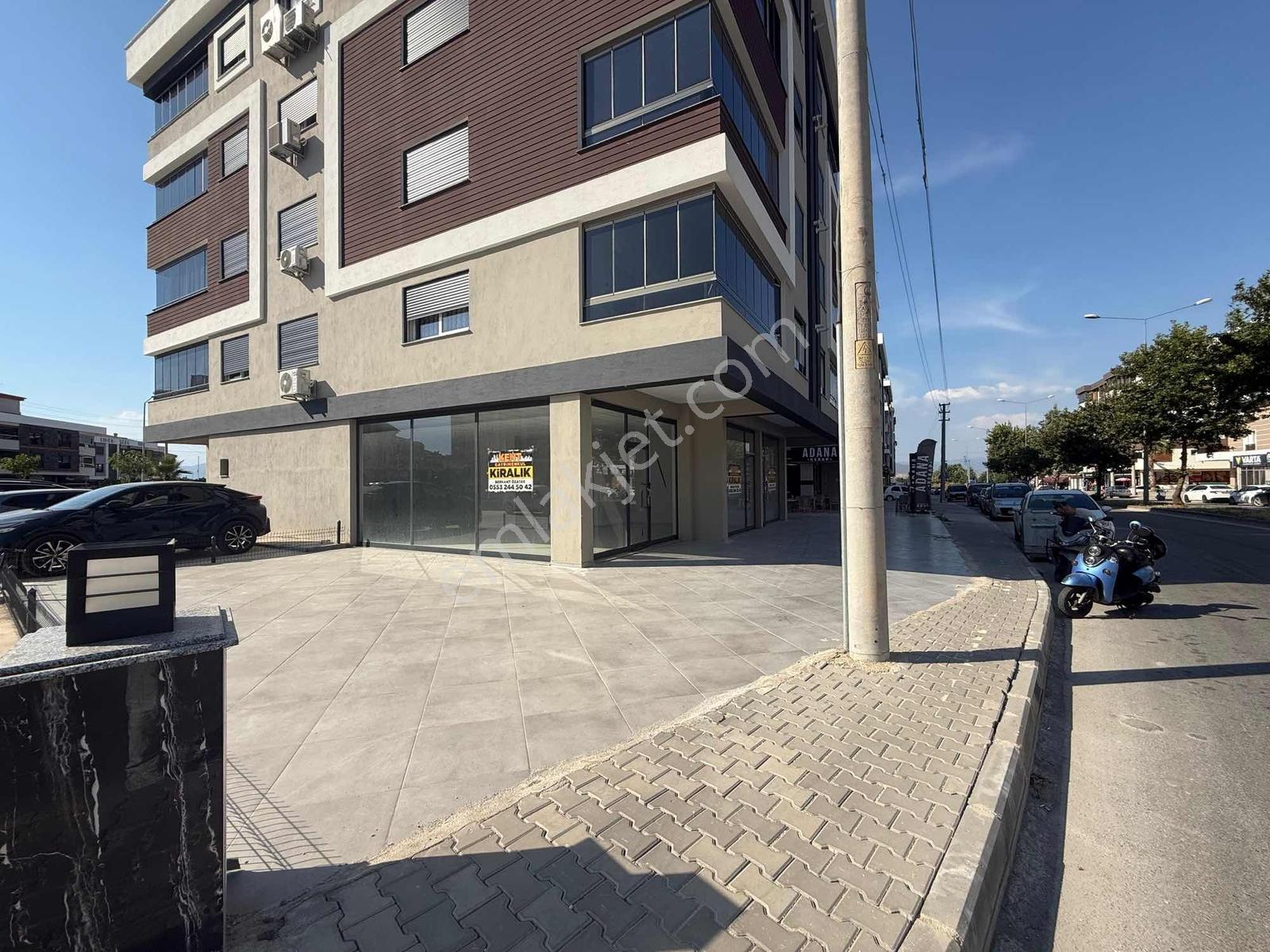 Kent Gayrimenkul'den Köşe Konumda Kiralık Dükkan - Görsel 6