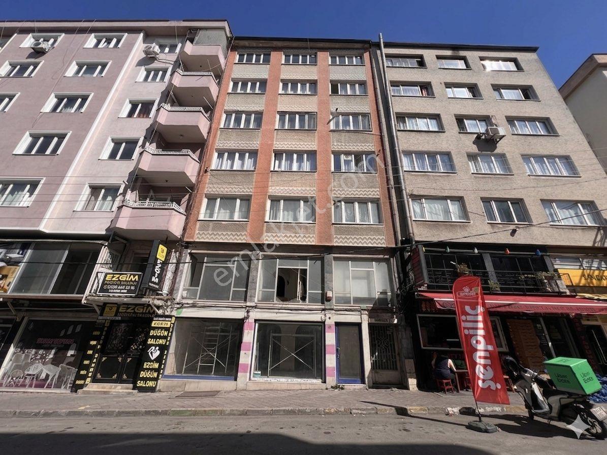 Roma’ Dan Selimzade Mahallesi’ Nde Satılık Daire