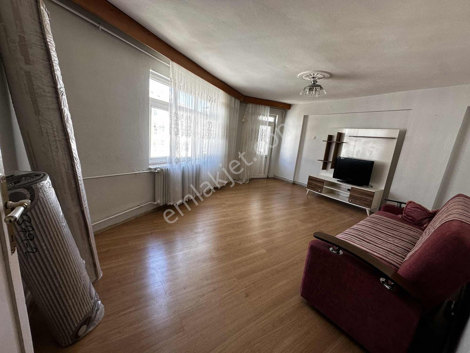 Çarşı Merkezde 1+1 Kısmi Eşyalı Kiralık Daire - Görsel 15
