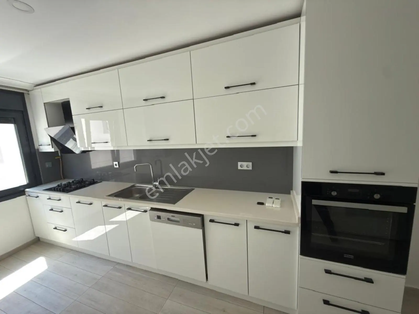Maltepe Bağdat Caddesi İdealtepe'de Satılık Fırsat 3+1 Daire - Görsel 10