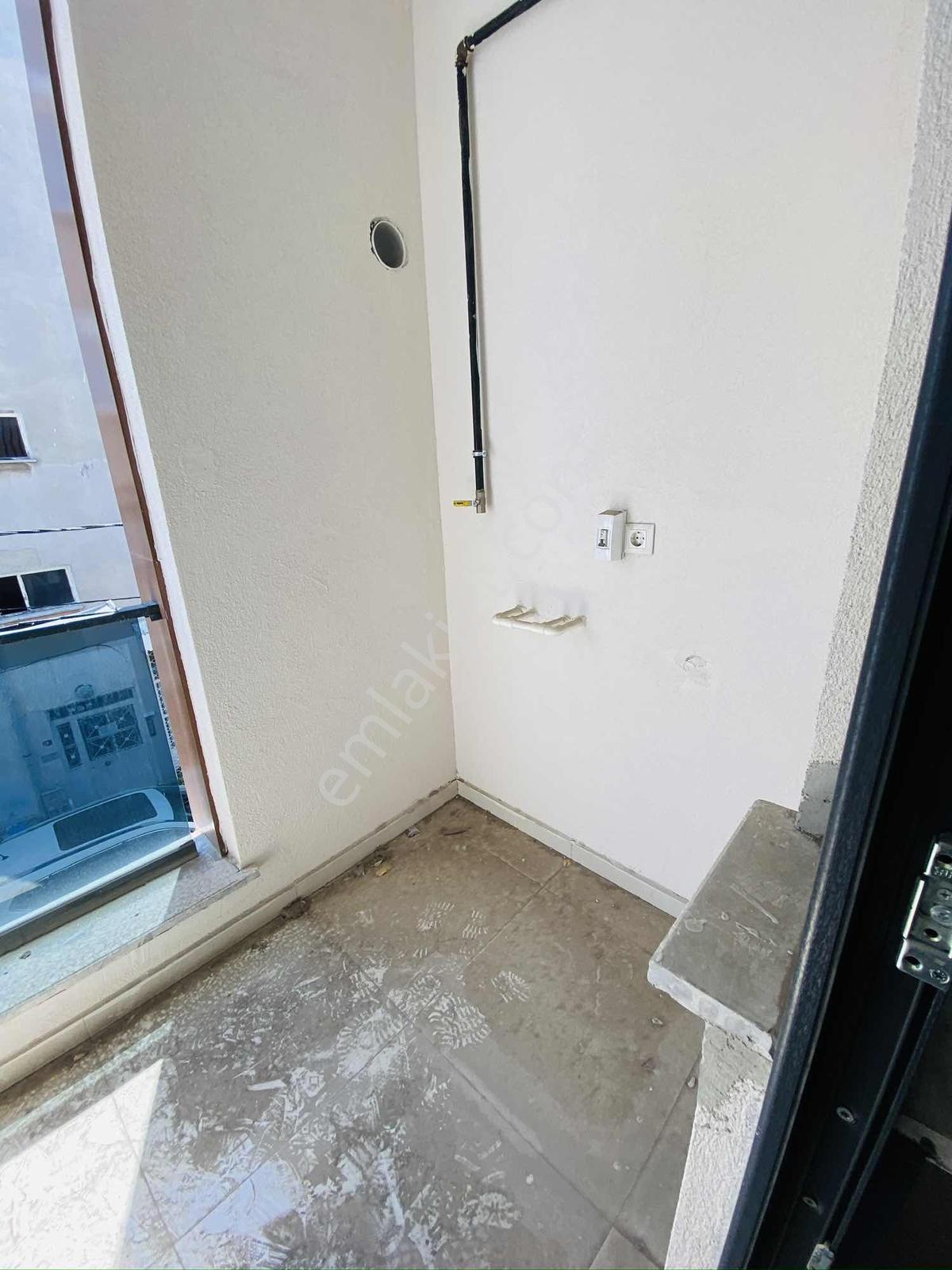 Ünalan Mah Emaar Avm Hemen Yanında 5+1 Dubleks Daire - Görsel 7