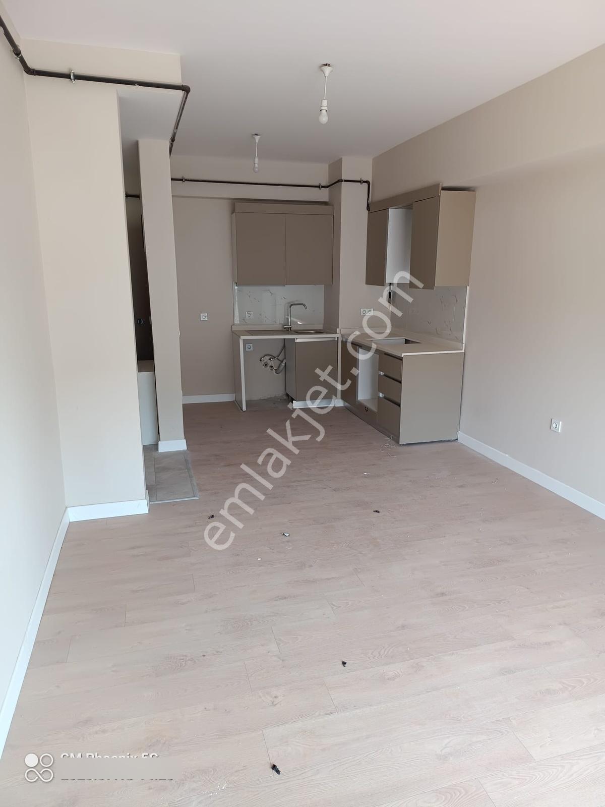 Azerbaycan Konutlarında Eşyasız Kiralık 1+1 Daire - Görsel 18
