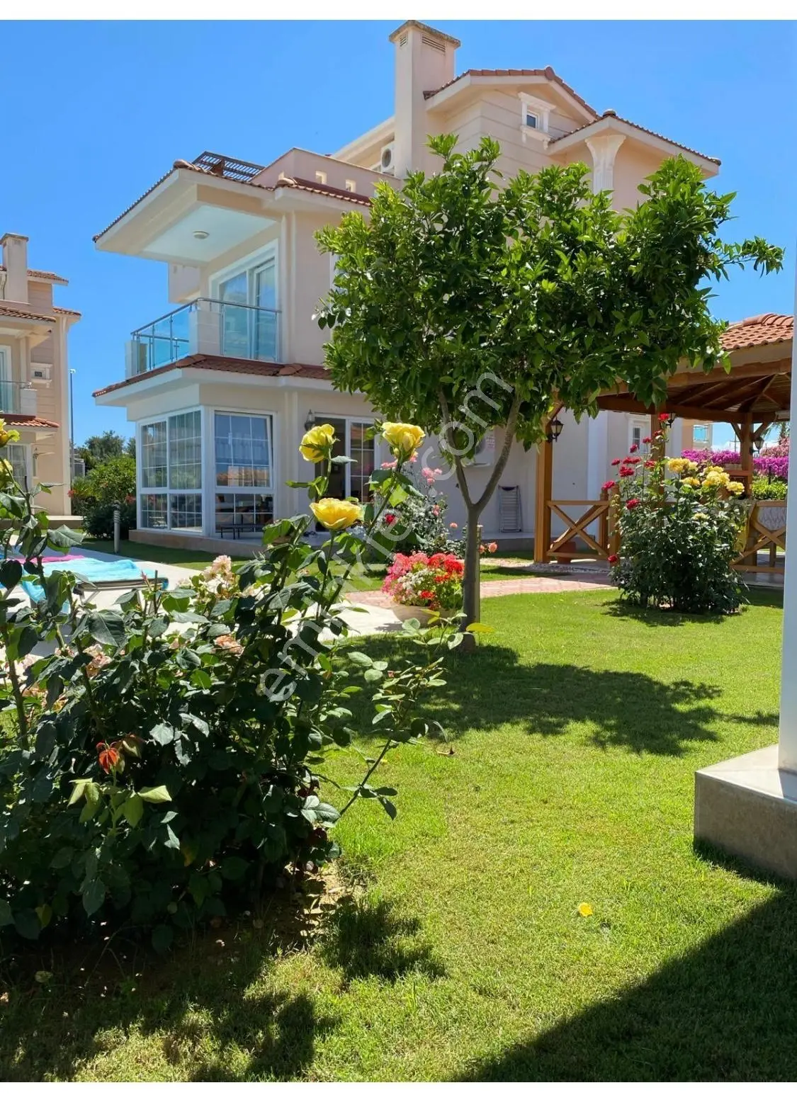 Çağrı Emlak'tan Antalya/belek'te Müstakil Arsa İçinde 3 Villa