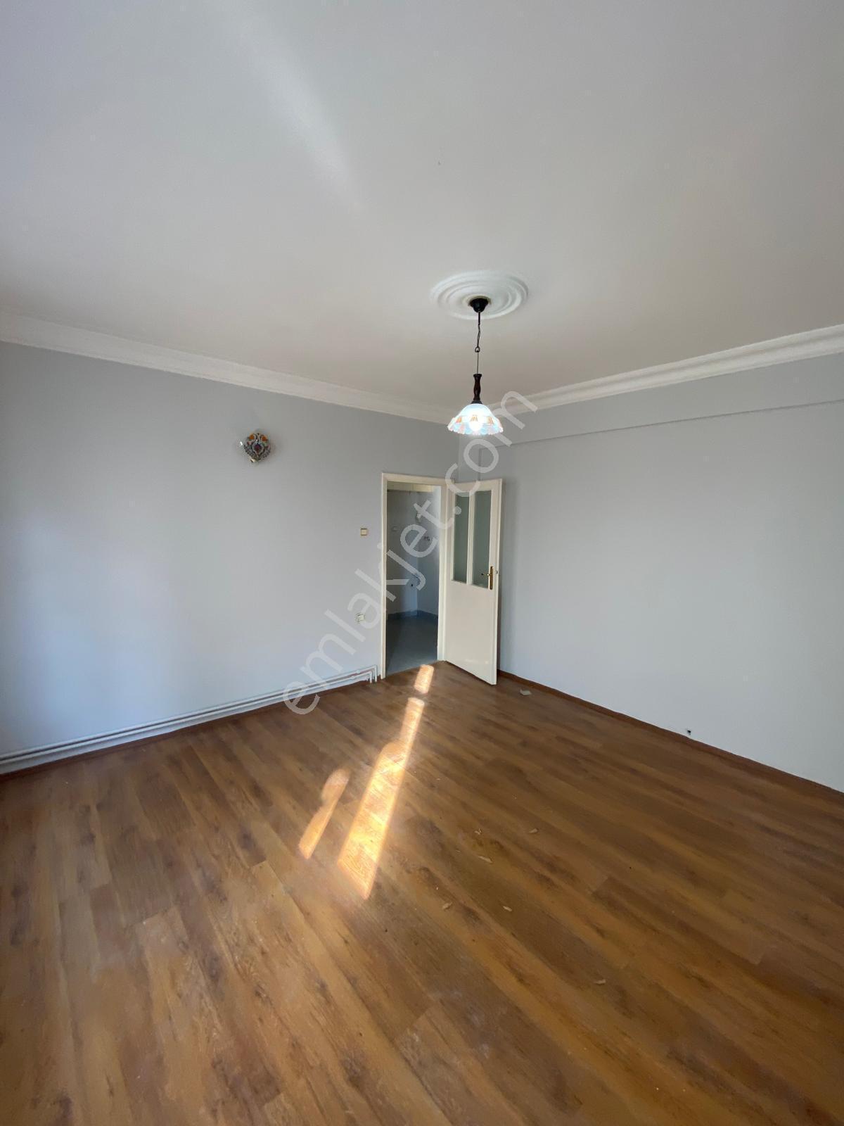 Bafra Vıp Gym.den Hacınabi Mah.de 3+1, 130m2 Kiralık Daire - Görsel 4