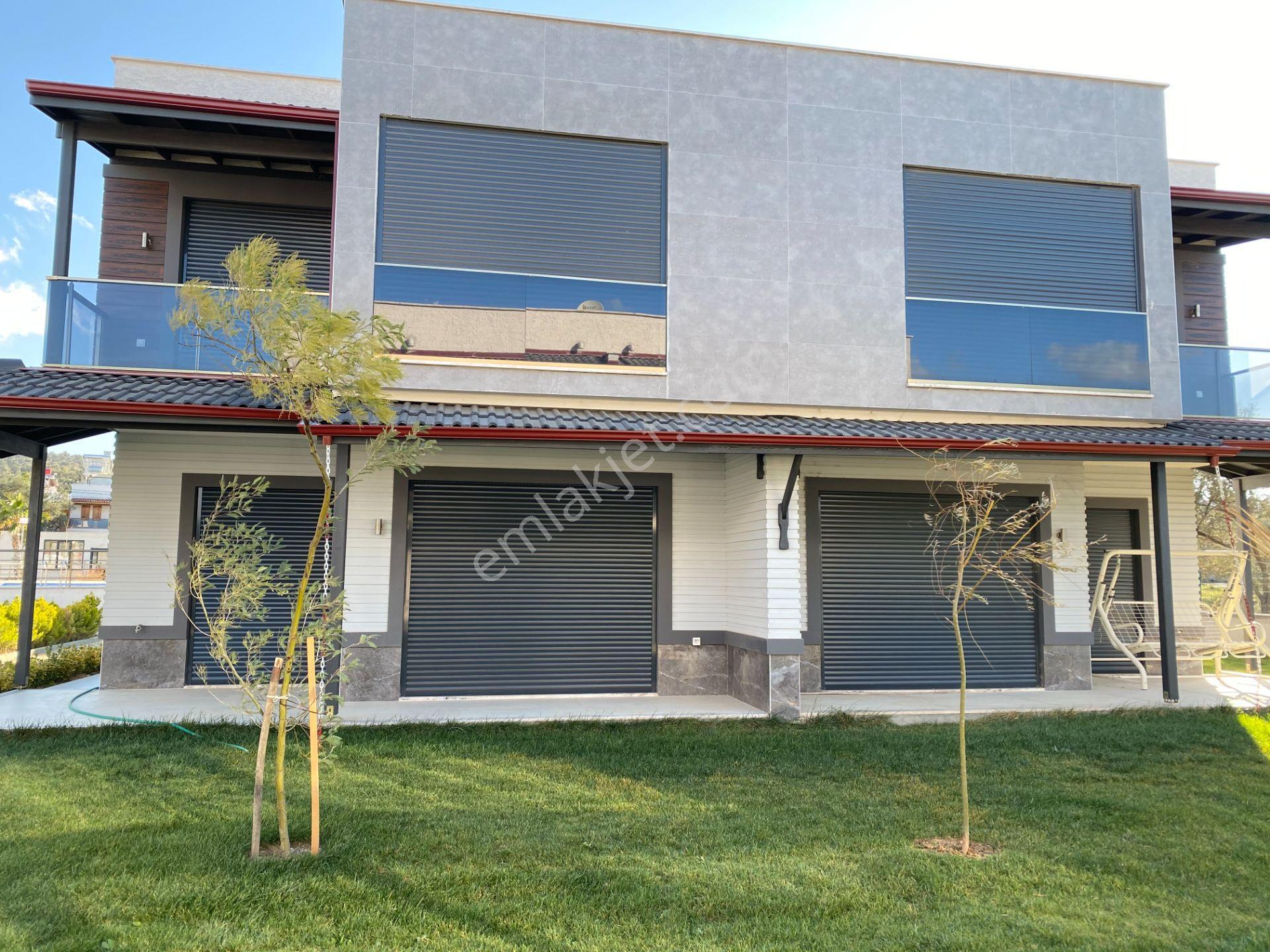 Burhaniye De Satılık Muhtesem Villa.denize Sıfır. - Görsel 17