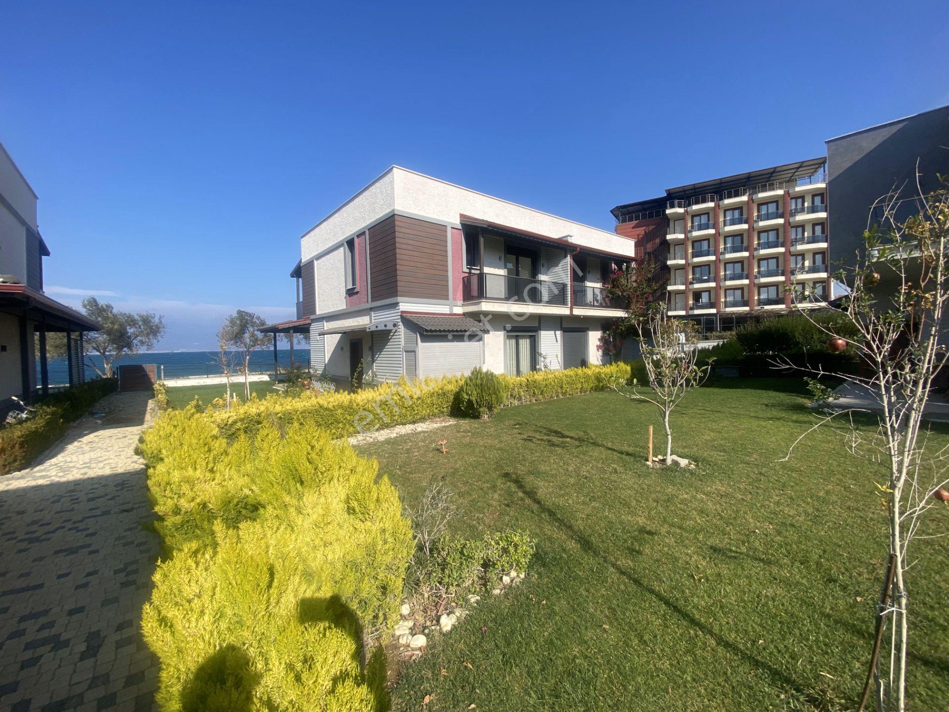 Burhaniye De Satılık Muhtesem Villa.denize Sıfır. - Görsel 19