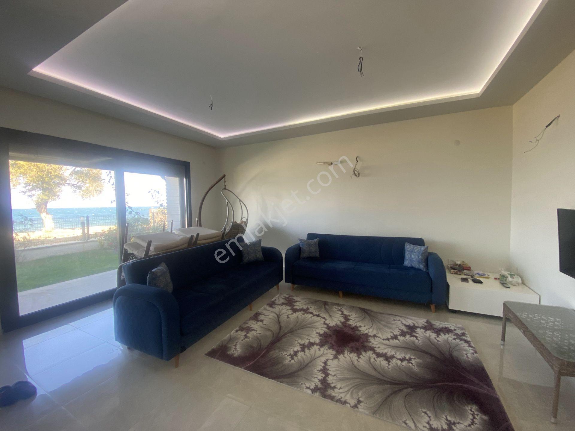 Burhaniye De Satılık Muhtesem Villa.denize Sıfır. - Görsel 9