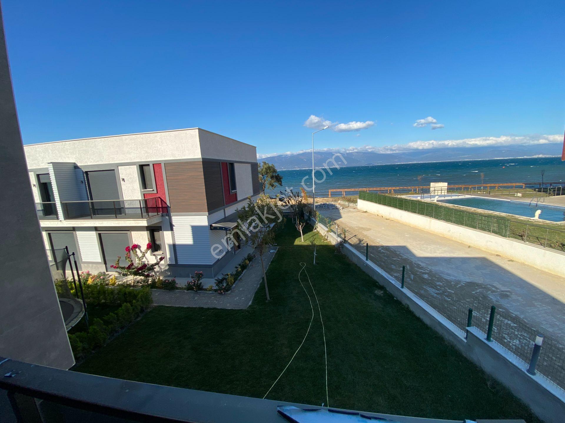 Burhaniye De Satılık Muhtesem Villa.denize Sıfır. - Görsel 20
