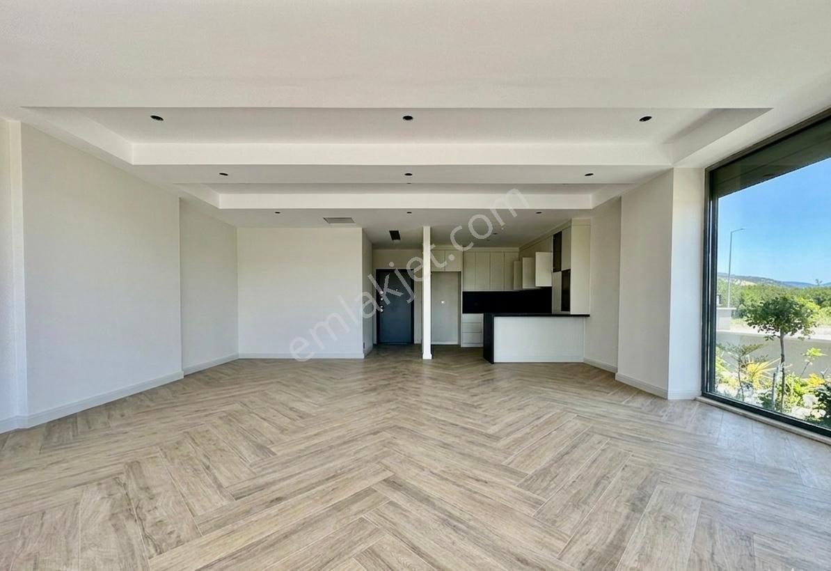 ✨ay Emlaktan✨hamidiye'de Muhteşem Konumlu Yüzme Havuzlu Giyinme Odalı Satılık 5+1 Akıllı Villa - Görsel 26