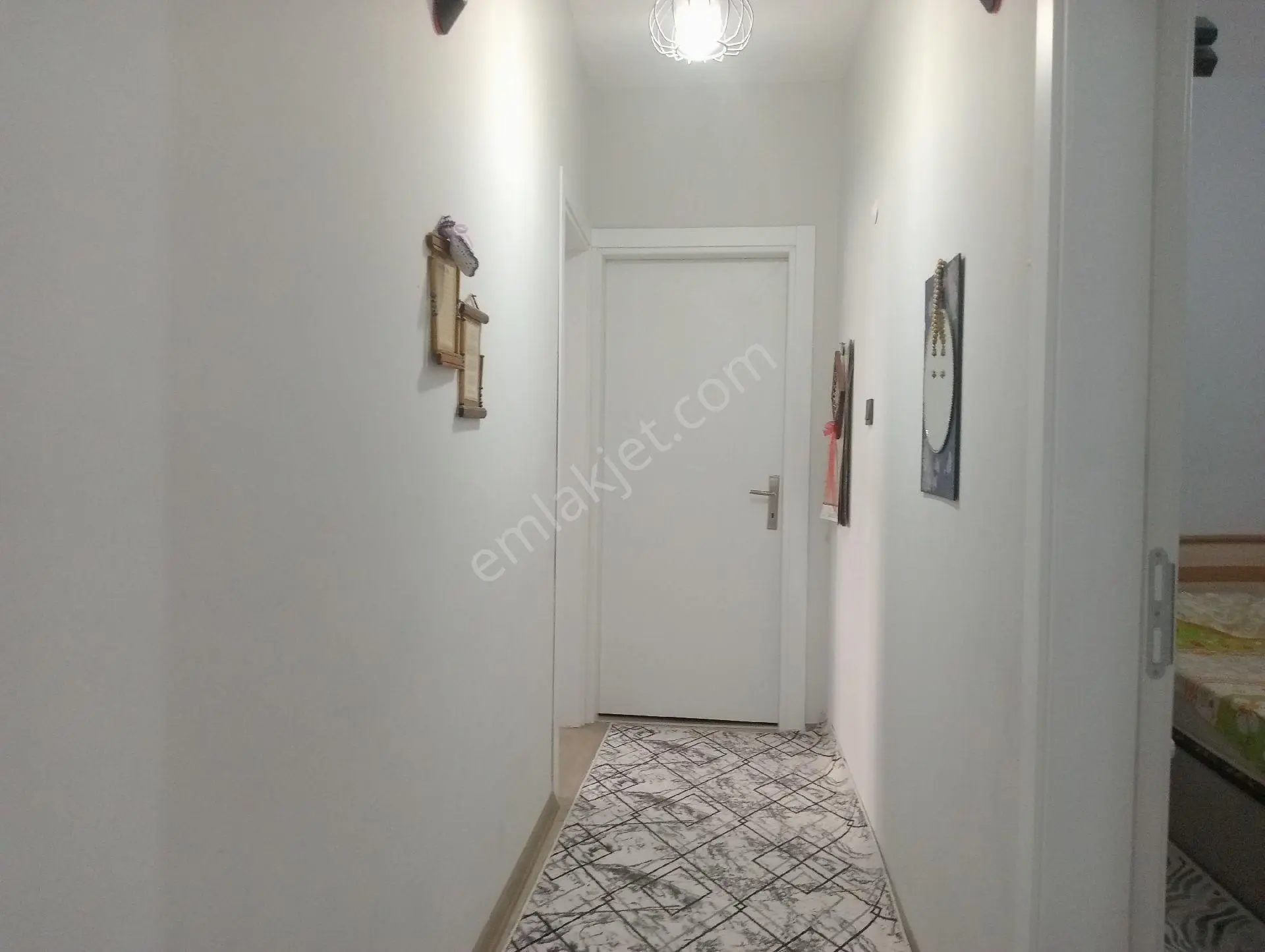 Torbalı Mahallesi Tadilatlı 3+1.izban Yakını Acil Satılık Daire - Görsel 4