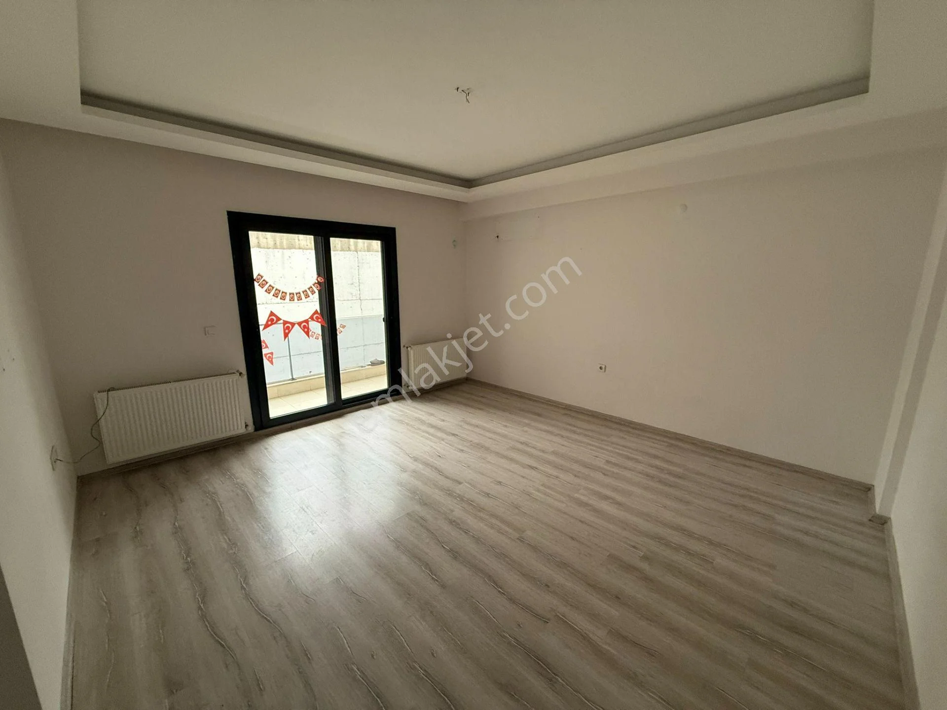 Çiğli'de Kiralık 2+1 Havuzlu Lüks Daire - Görsel 3