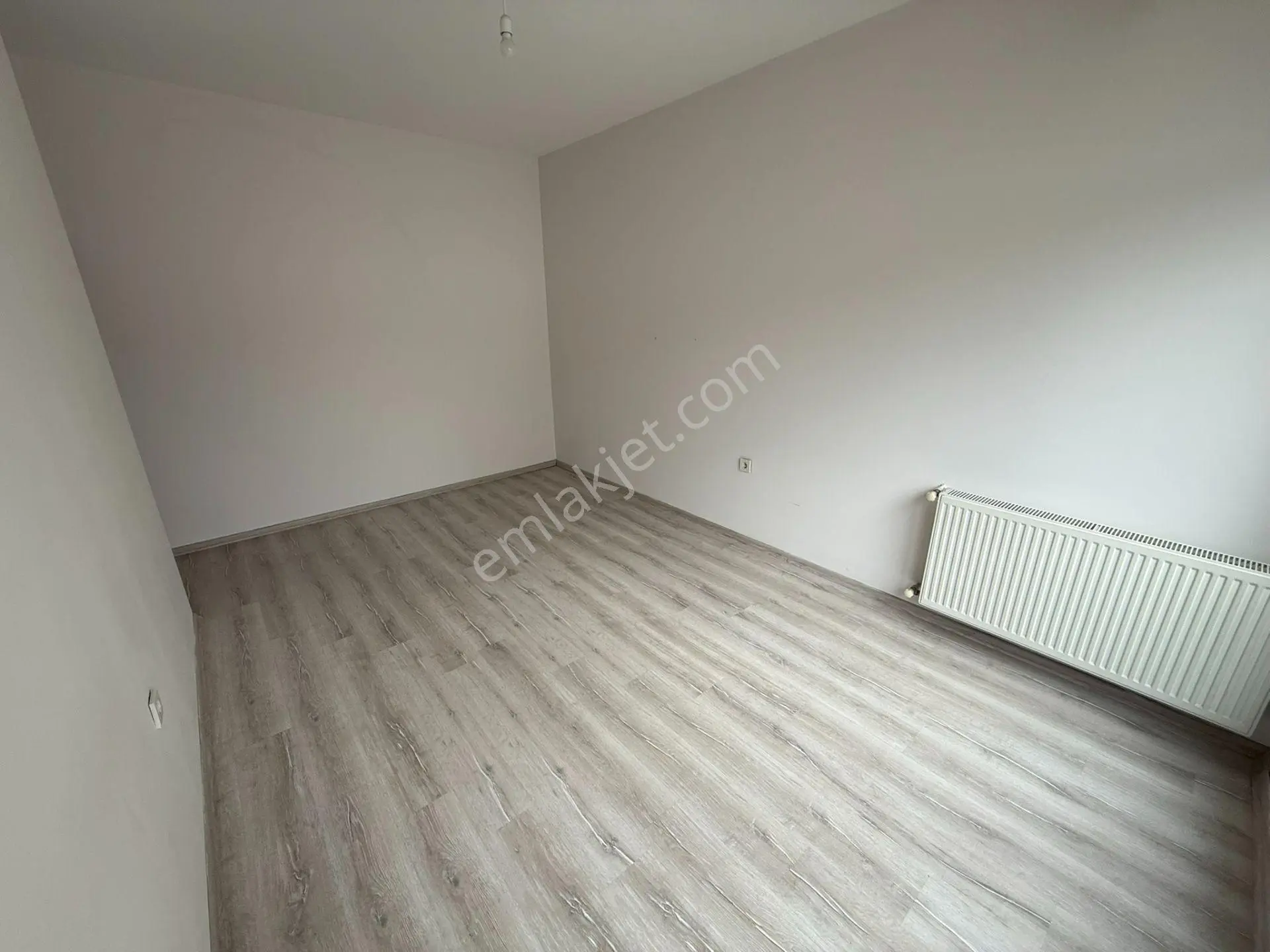 Çiğli'de Kiralık 2+1 Havuzlu Lüks Daire - Görsel 19