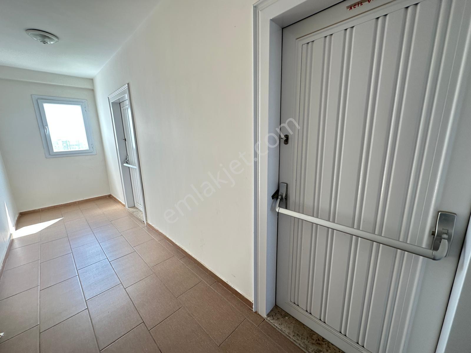 Yenişehir Batıkent Mahallesinde 2.5+1 Bağımsız Mutfak - Görsel 26