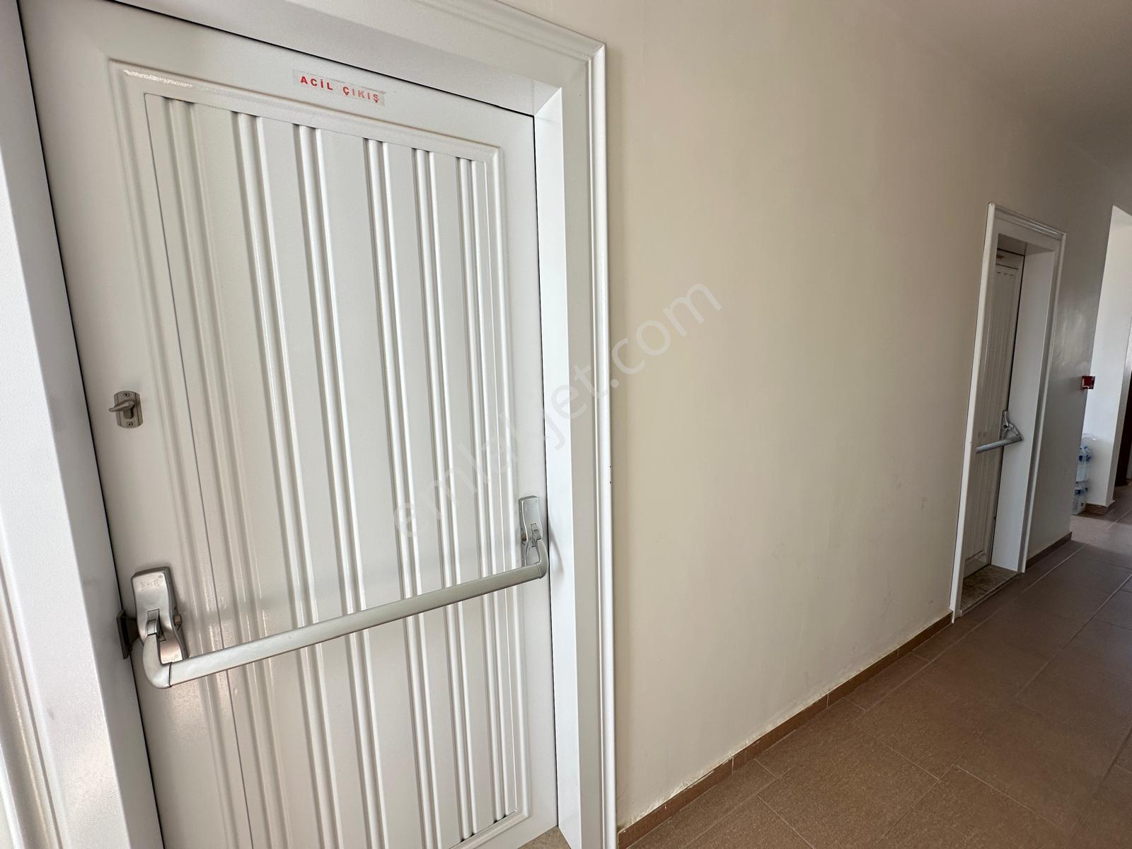 Yenişehir Batıkent Mahallesinde 2.5+1 Bağımsız Mutfak - Görsel 29