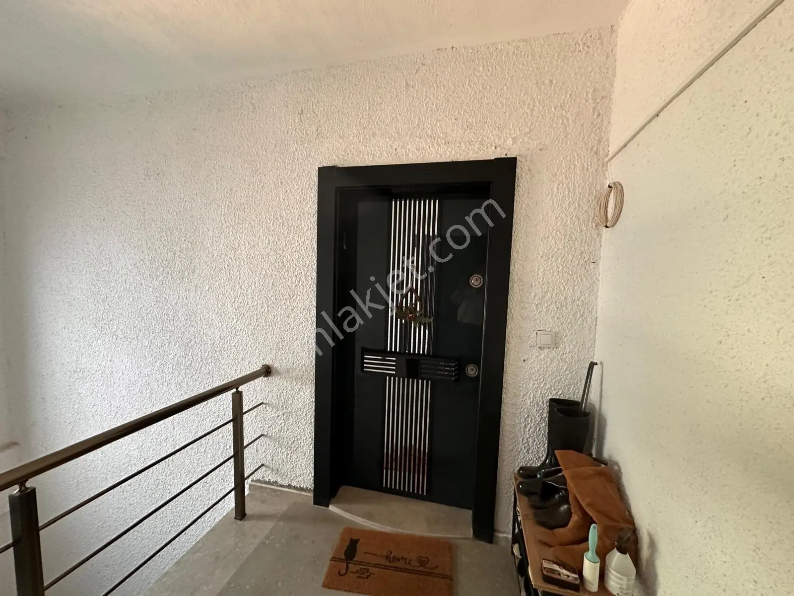 Foça Hacıveli Mah. Kiralık 2+1 Kapalı Mutfak Daire - Görsel 10
