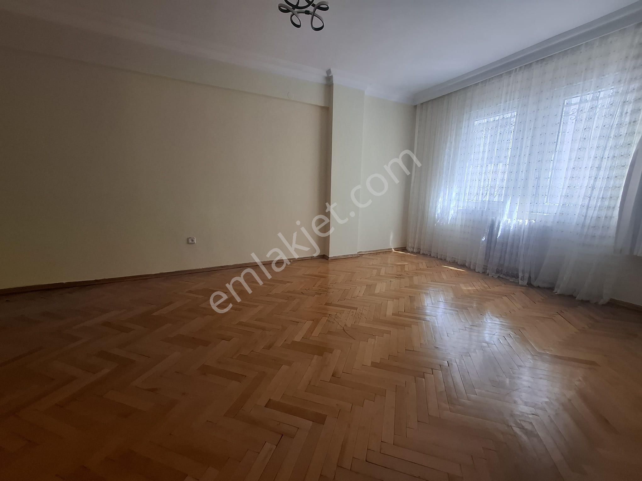 Bahçelievler Çalışlar'a Yakın 135 M² 3+1 Kiralık Daire - Görsel 13