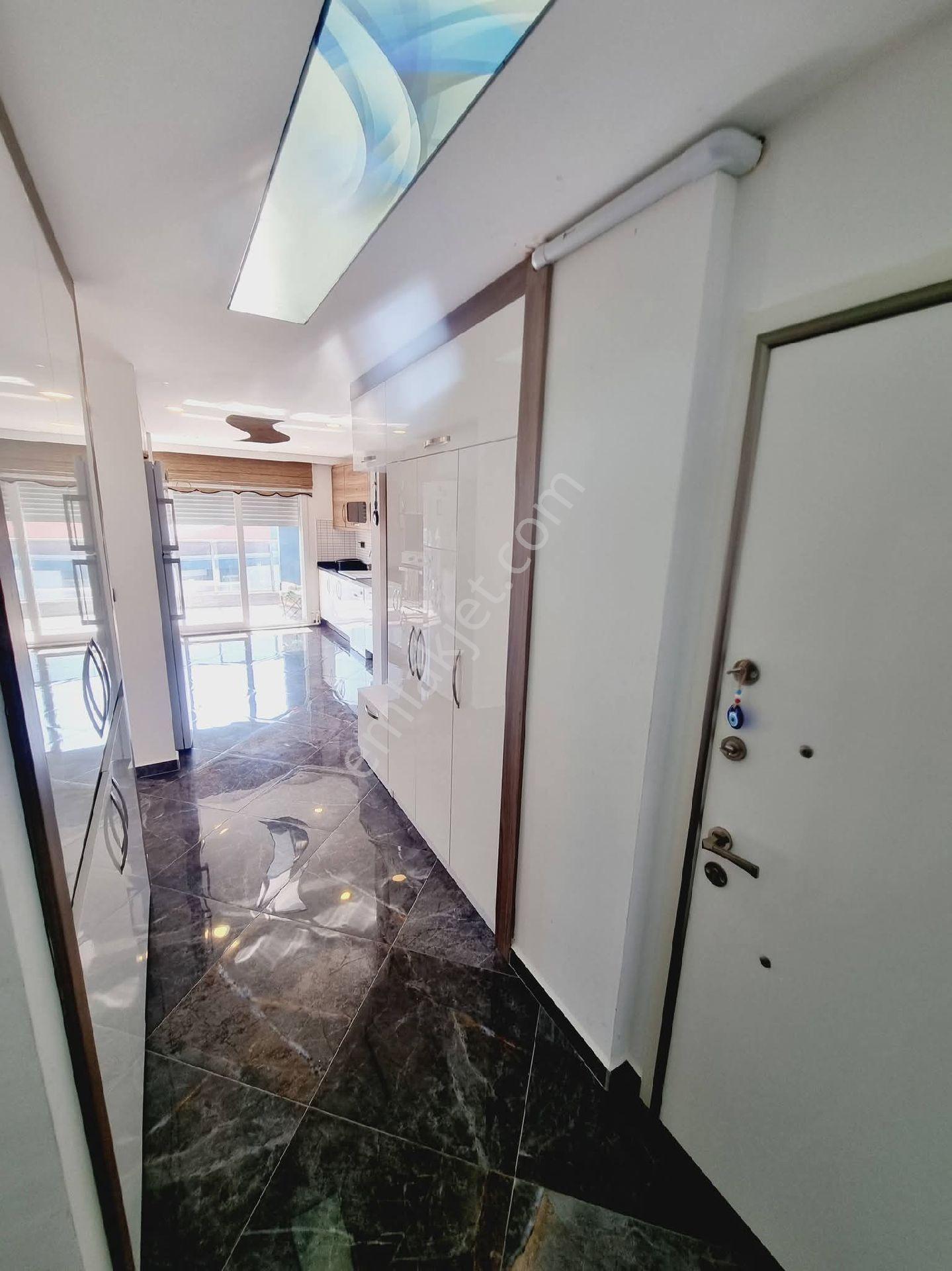 Güvenli Site İçerisi Son Kat 3+1 Doğalgazlı - Görsel 14