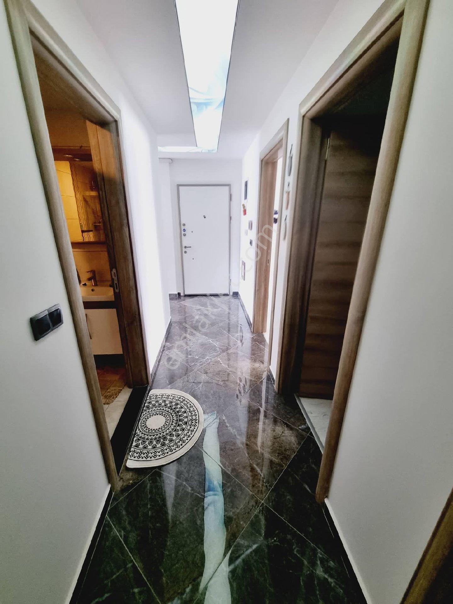 Güvenli Site İçerisi Son Kat 3+1 Doğalgazlı - Görsel 17