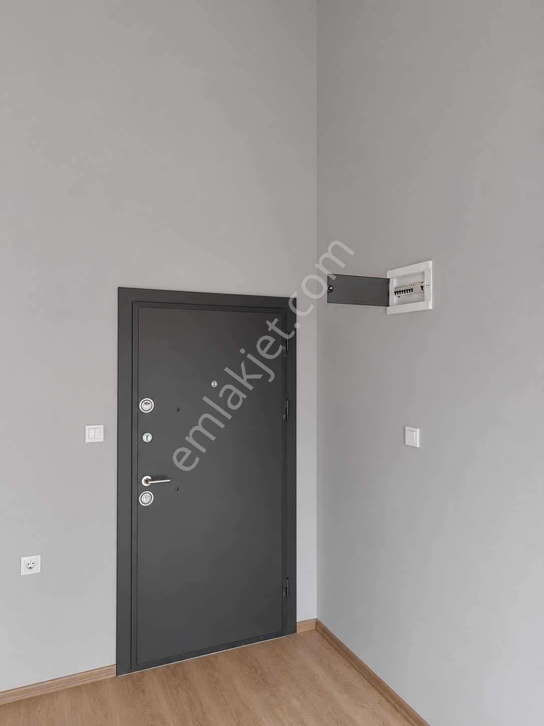 700 M2 Arsa İçerisinde Ruhsatlı Bahçeli Müstakil Villa - Görsel 10