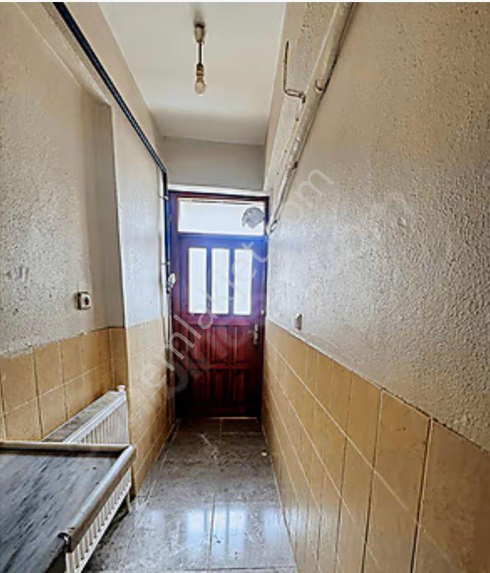 Mudanya Merkezde 3 Katlı Müstakil - Görsel 12