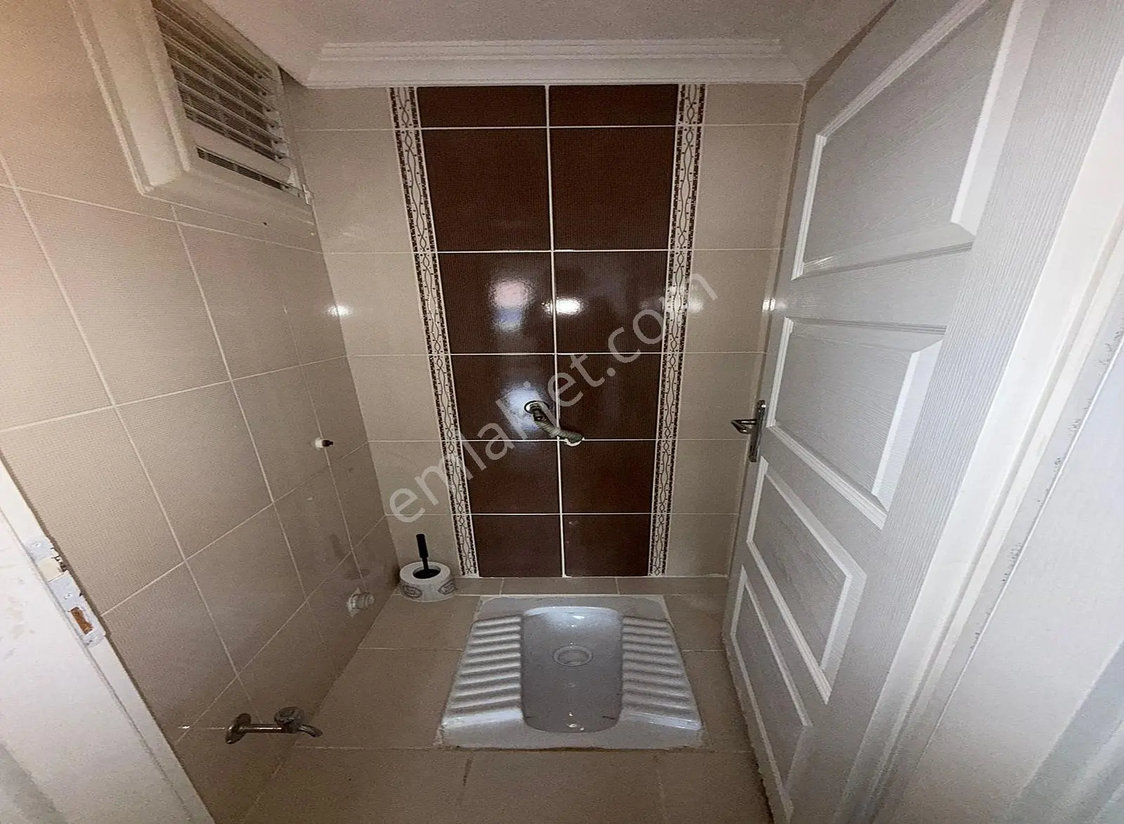 Güzelyurt Ve Haramidere Metrobüse Yakın 3+1 Kiralık Daire - Görsel 19