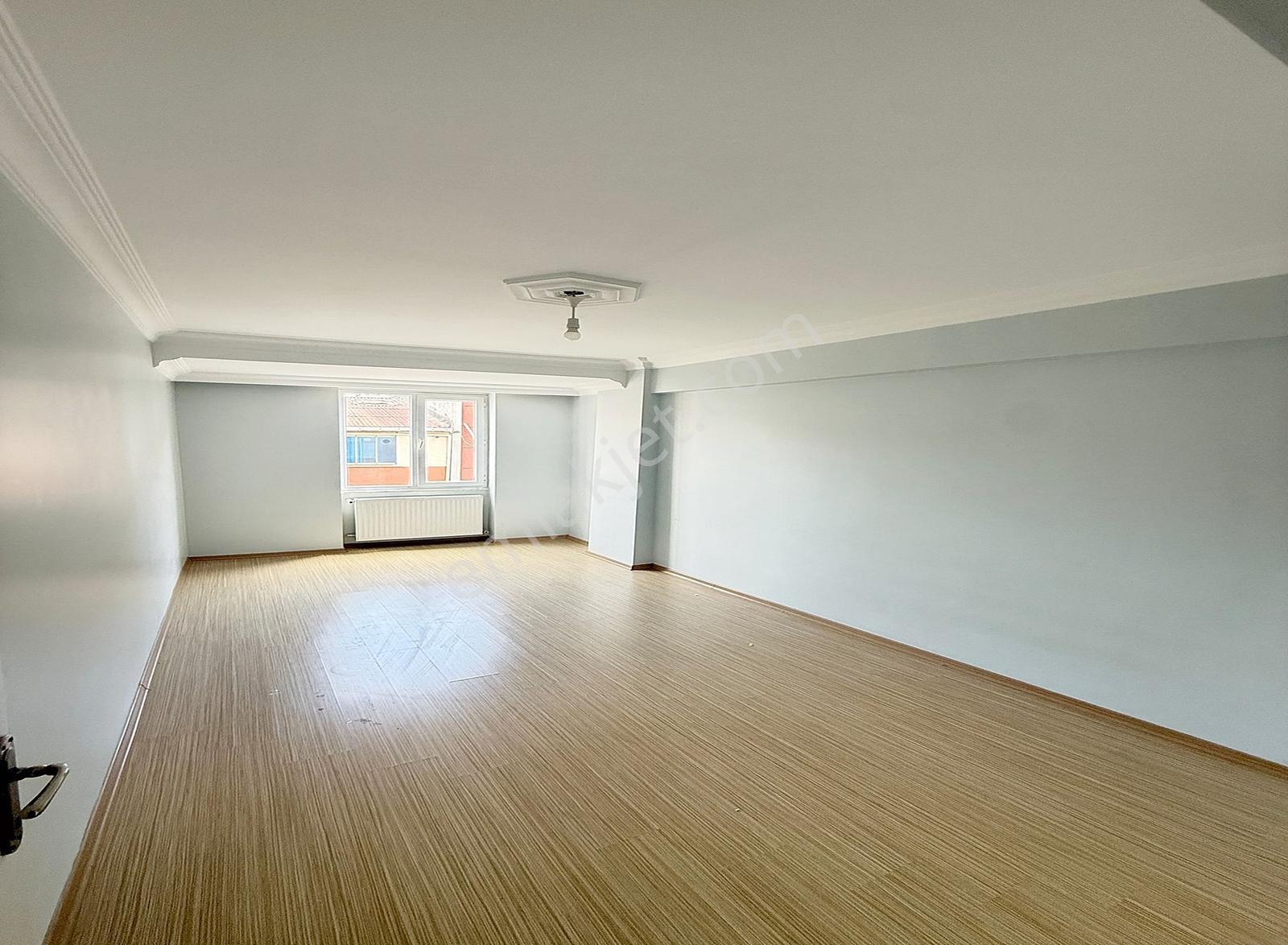 Güzelyurt Ve Haramidere Metrobüse Yakın 3+1 Kiralık Daire - Görsel 16