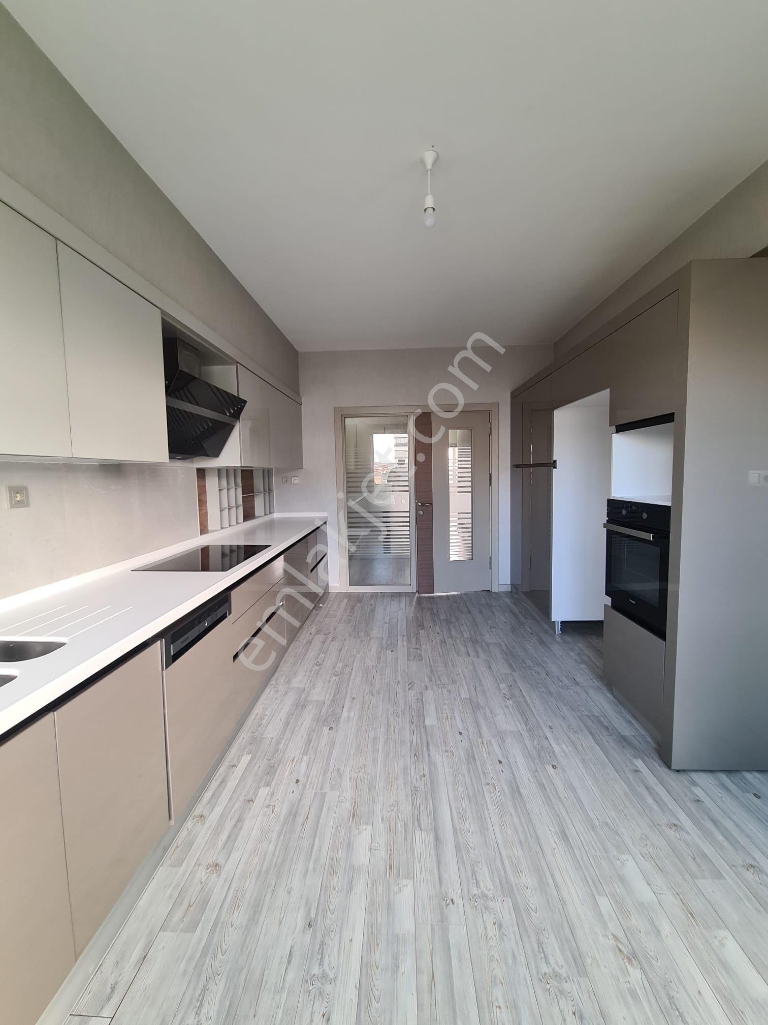 Yazır Mah. Altınvadi Konutları Ara Kat Lüks 4+1 Daire Site İçi - Görsel 7