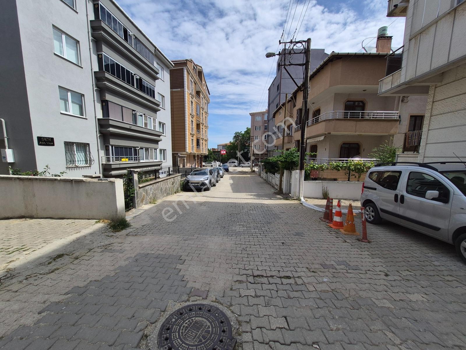 Merkezi Konumda Kiralık 1+1 Daire - Görsel 13