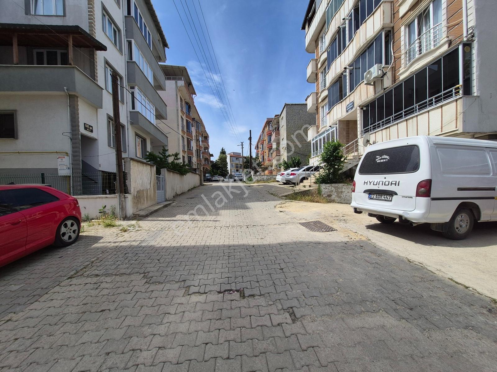 Merkezi Konumda Kiralık 1+1 Daire - Görsel 14
