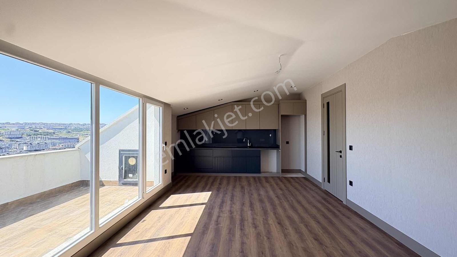Beylikdüzü Full Konsept Site İçerisinde Satılık 5+2 Dubleks - Görsel 15