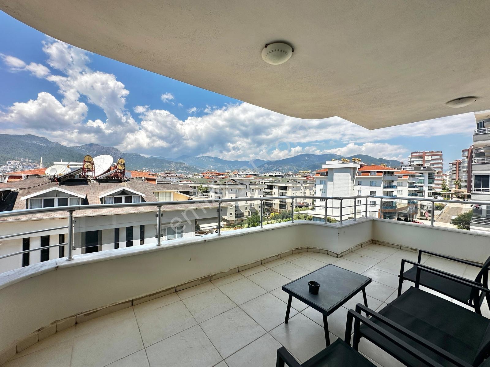 Denize Yürüme Mesafesinde | Havuz Manzaralı Ferah 2+1 - Görsel 11