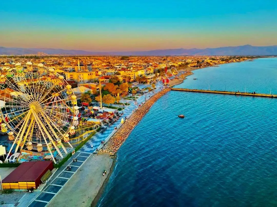 🛑🛑aktif'ten Akçay'da Kazdağları Manzaralı Denize 350 Metre Ön Cephe Geniş 2+1 Fırsat Daire